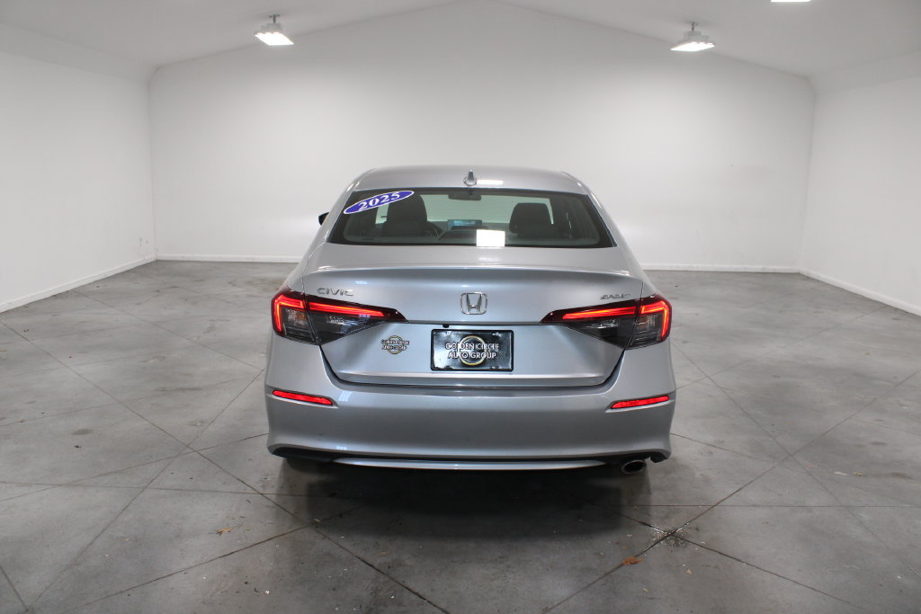 Used 2025 Honda Civic Sport image 8