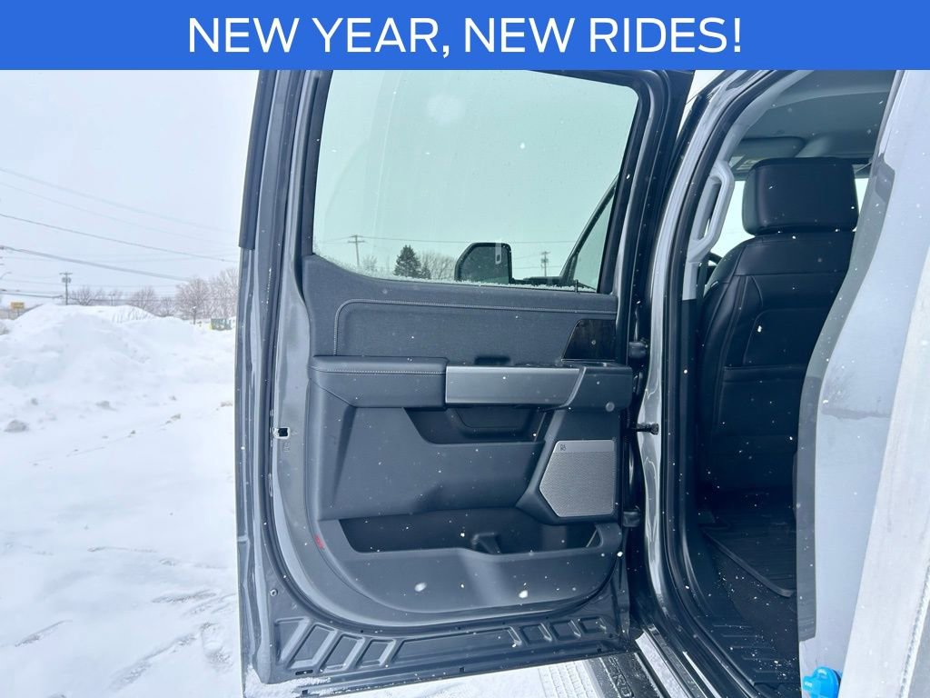 New 2026 Ford F550 4x4 Crew Cab Super Duty w/ Snow Plow Prep Package image 20