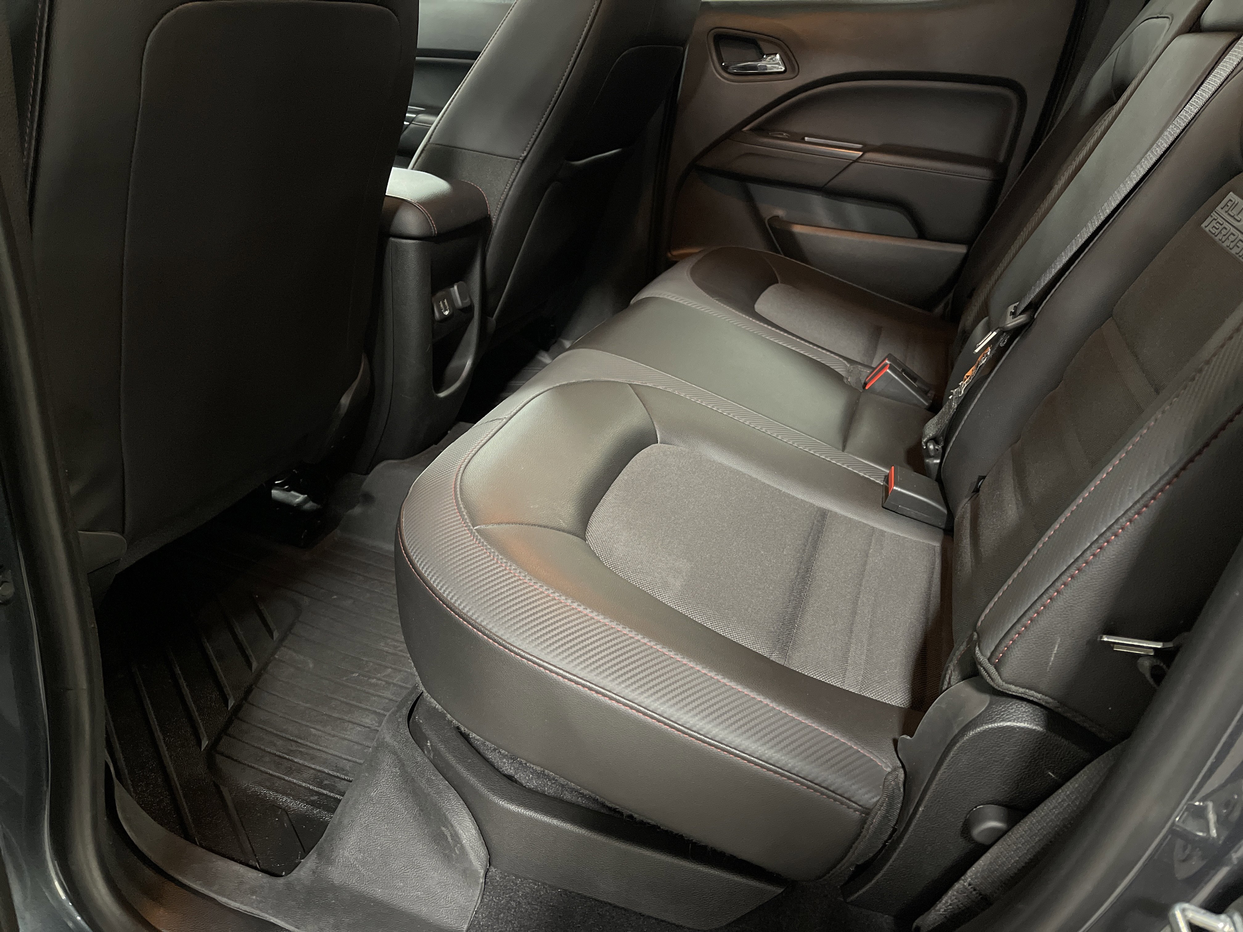 Used 2020 GMC Canyon All Terrain image 13