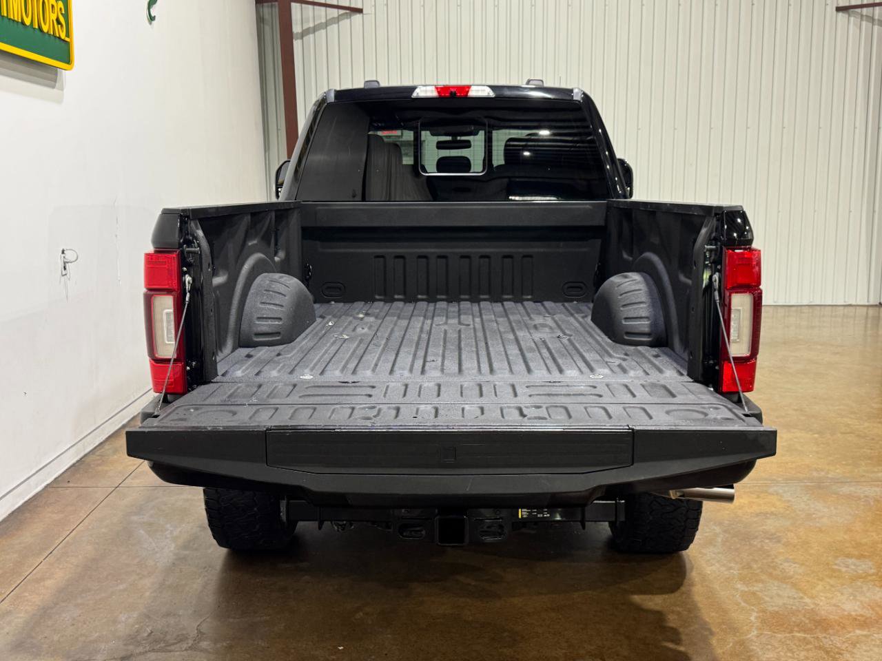 Used 2020 Ford F250 Platinum w/ Tremor Off-Road Package AWD/4WD image 76