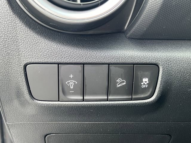 Certified 2023 Hyundai Kona SEL w/ Convenience Package image 28