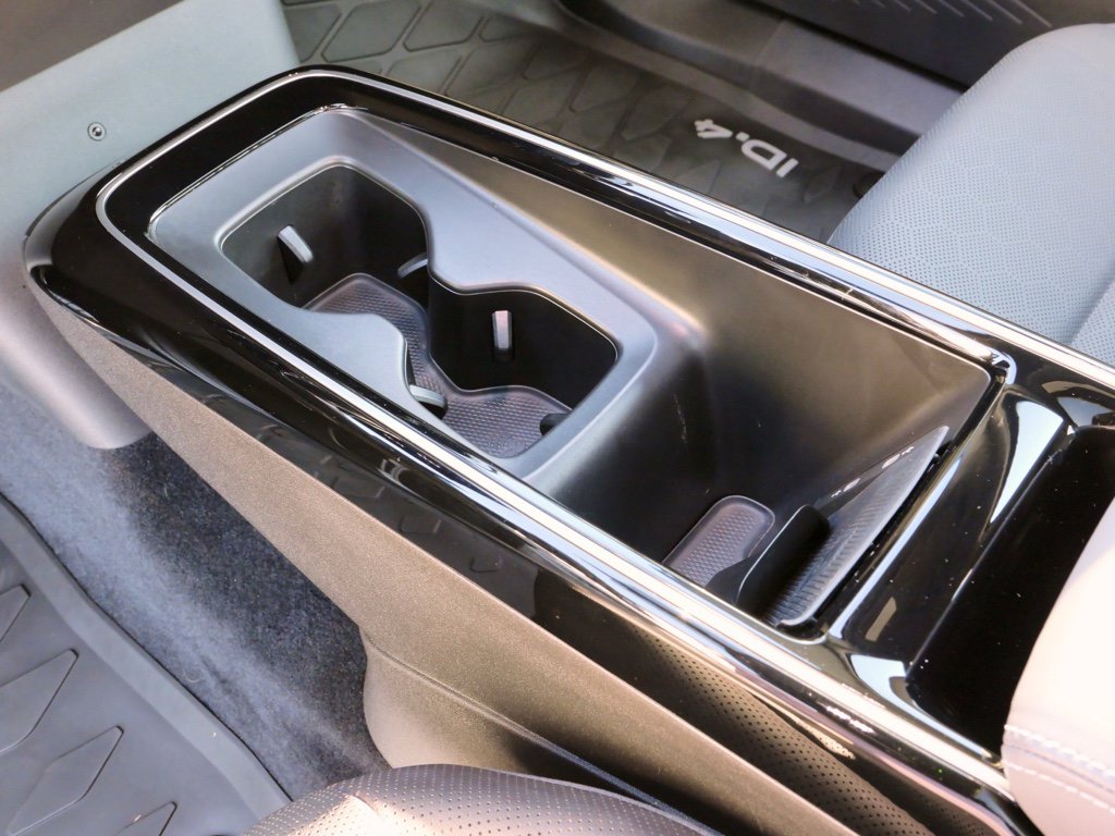 Used 2024 Volkswagen ID.4 Pro S image 18