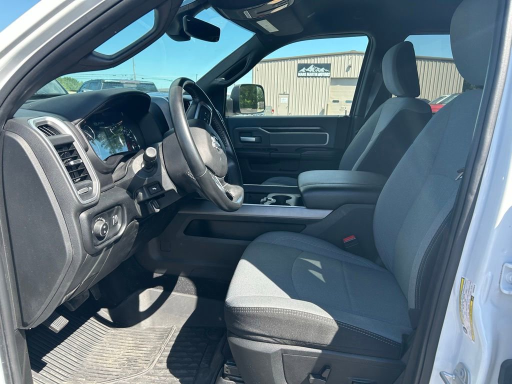 Used 2021 RAM 3500 Big Horn w/ Level 1 Equipment Group AWD/4WD image 4