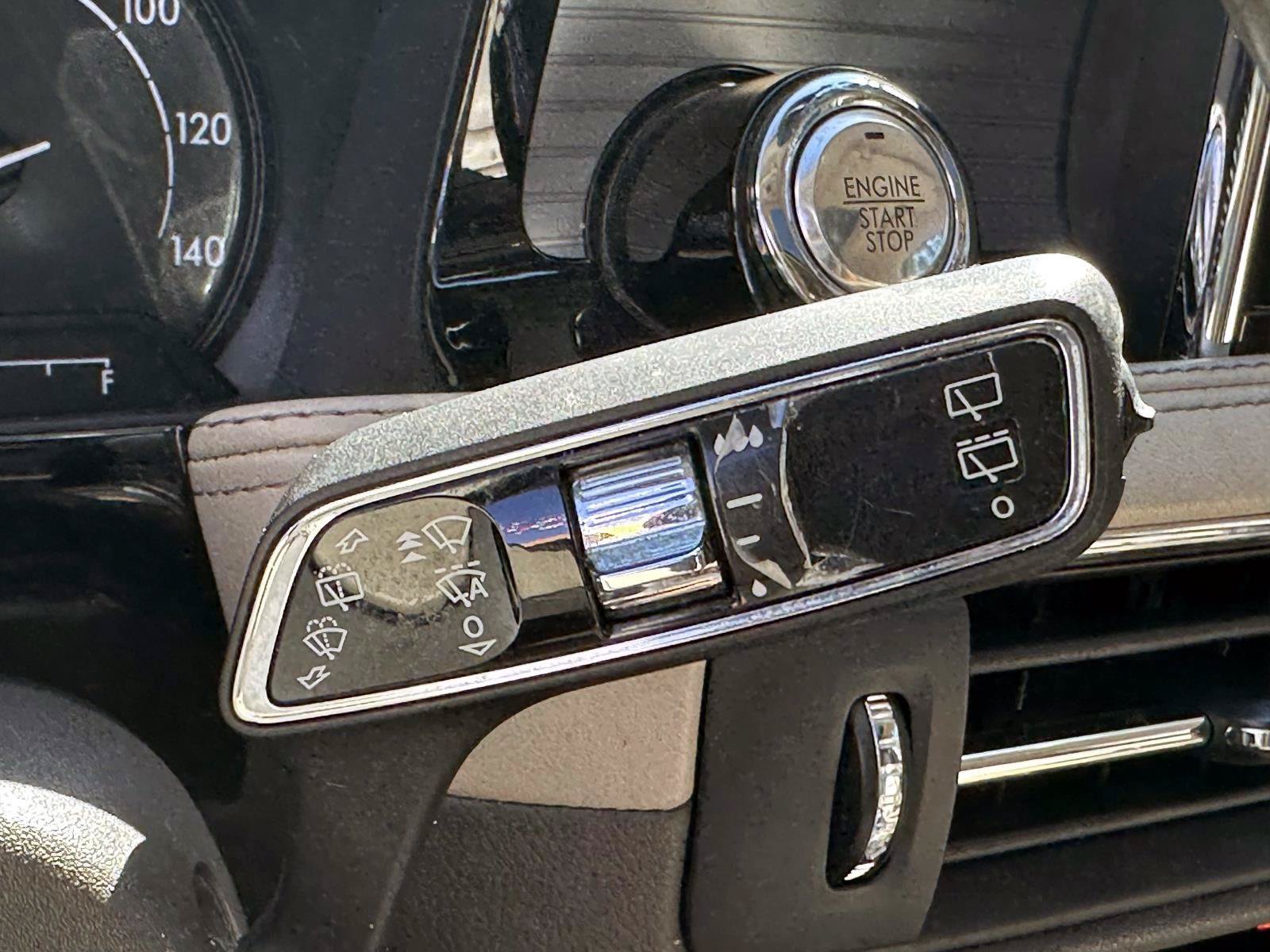 Used 2022 Lincoln Corsair AWD w/ Premium Package image 38