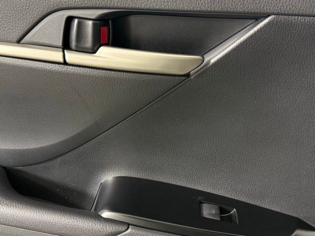 Used 2025 Toyota Camry LE FWD image 25