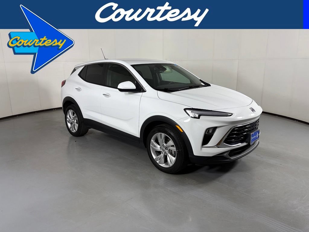 Certified 2024 Buick Encore GX Preferred w/ Comfort Package FWD image 1