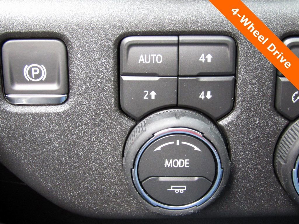 New 2026 Chevrolet Silverado 2500 LTZ w/ LTZ Premium Package AWD/4WD image 15