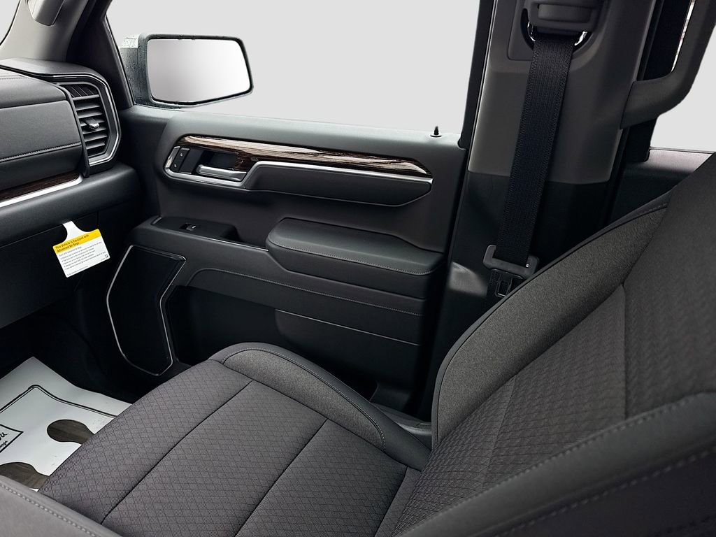 New 2026 GMC Sierra 1500 SLE image 24