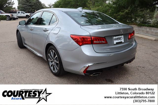 Used 2018 Acura TLX V6 SH-AWD w/ Technology Pkg image 4
