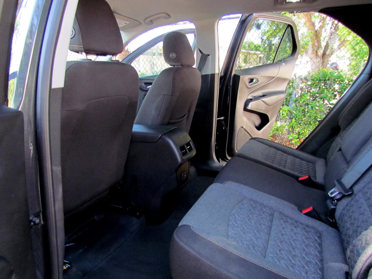 Used 2023 Chevrolet Equinox LT image 20