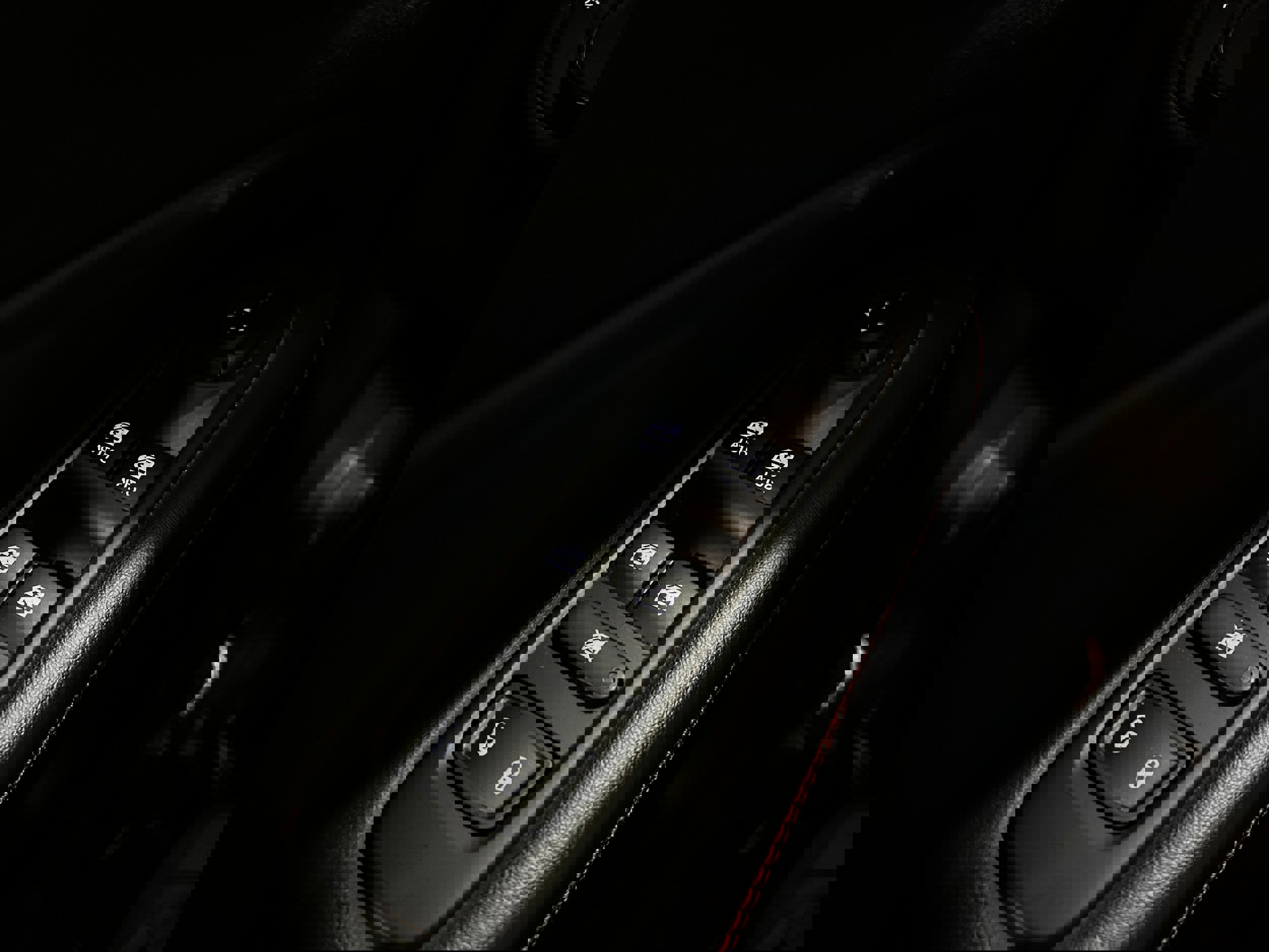 Used 2020 Jeep Compass Trailhawk image 23