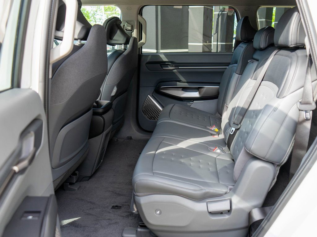New 2026 Kia EV9 Wind image 14