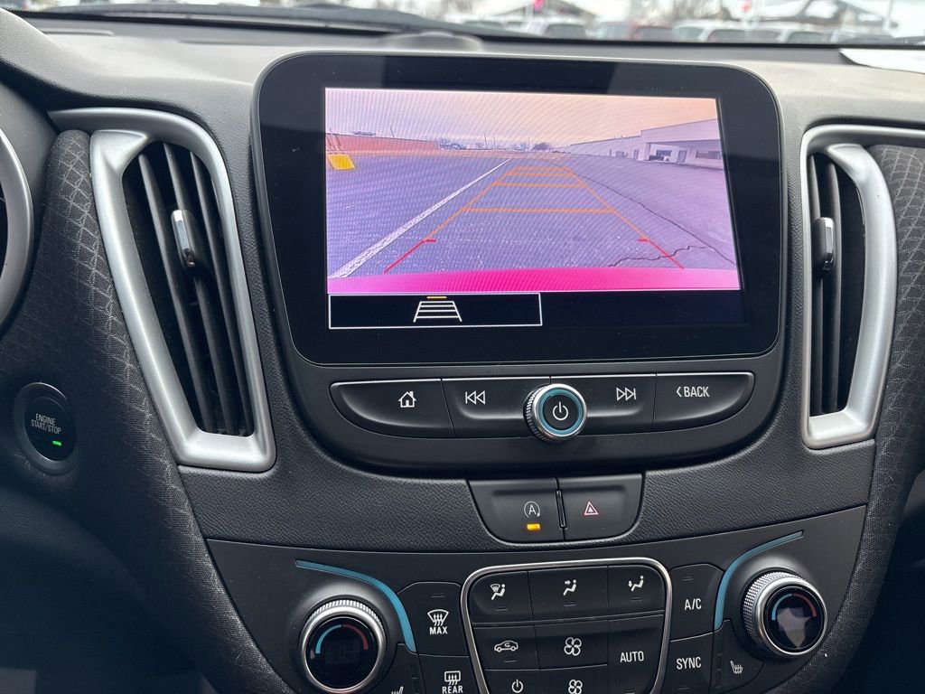 Used 2024 Chevrolet Malibu LT image 55