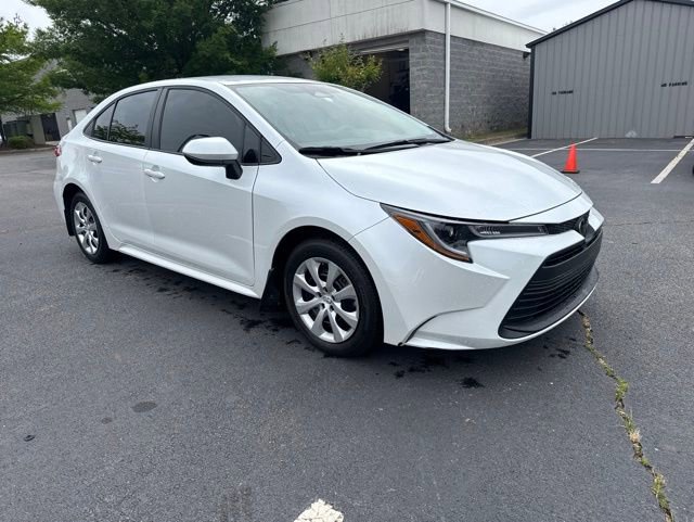 Used 2025 Toyota Corolla LE FWD image 7