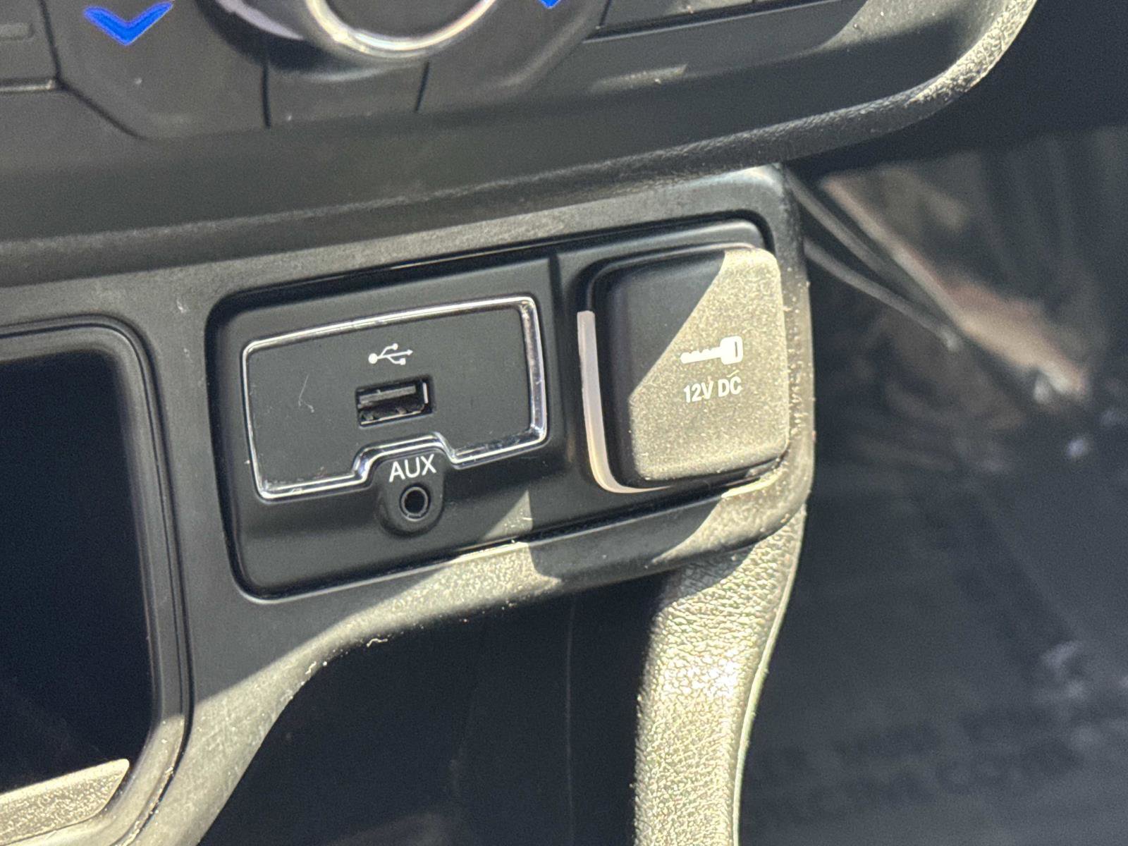 Used 2019 Jeep Renegade Altitude w/ Quick Order Package 2XM image 28