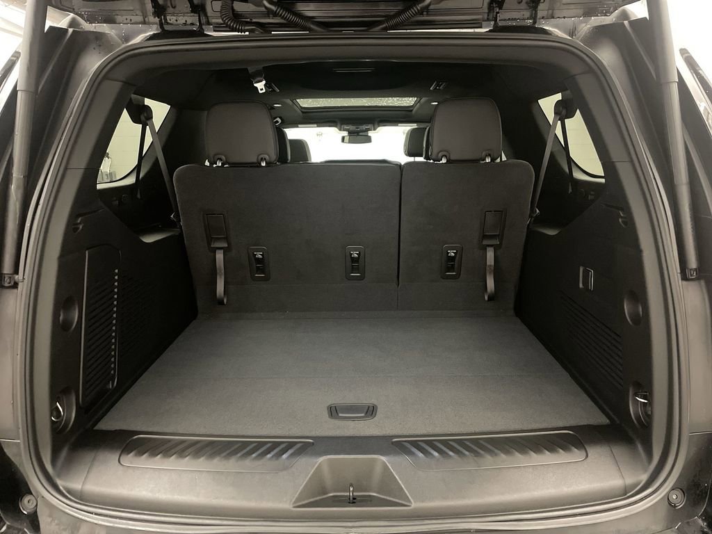 Used 2023 GMC Yukon XL SLT image 21