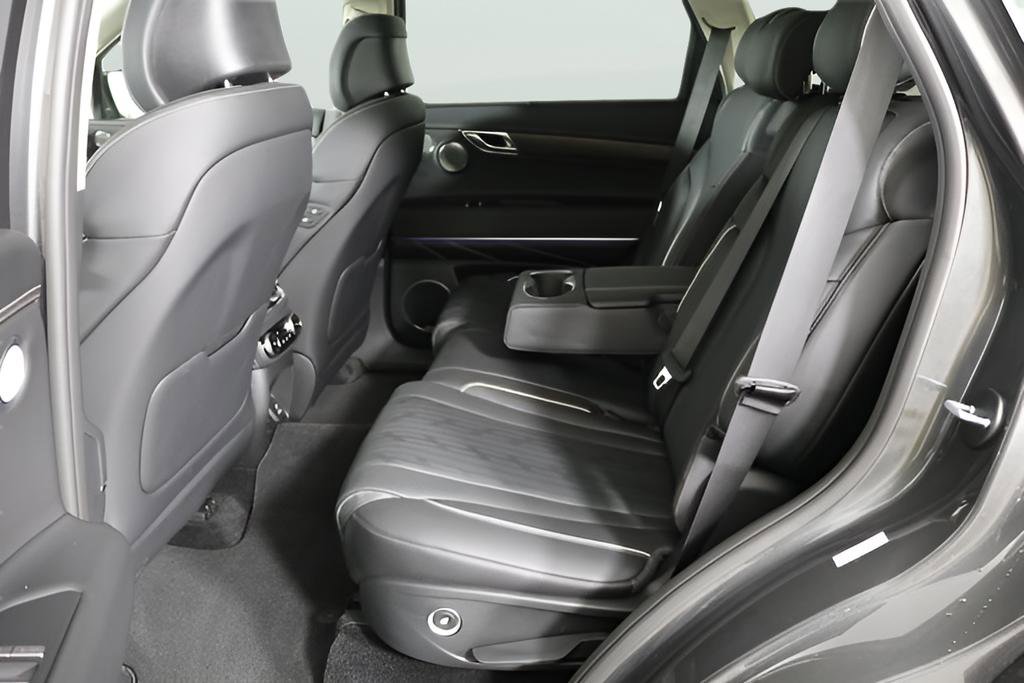 Used 2023 Genesis GV80 2.5T w/ Prestige Package image 9