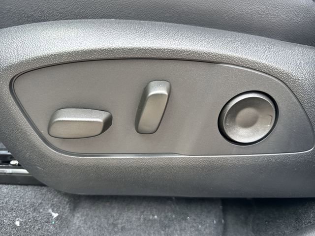 New 2026 GMC Acadia AT4 image 12