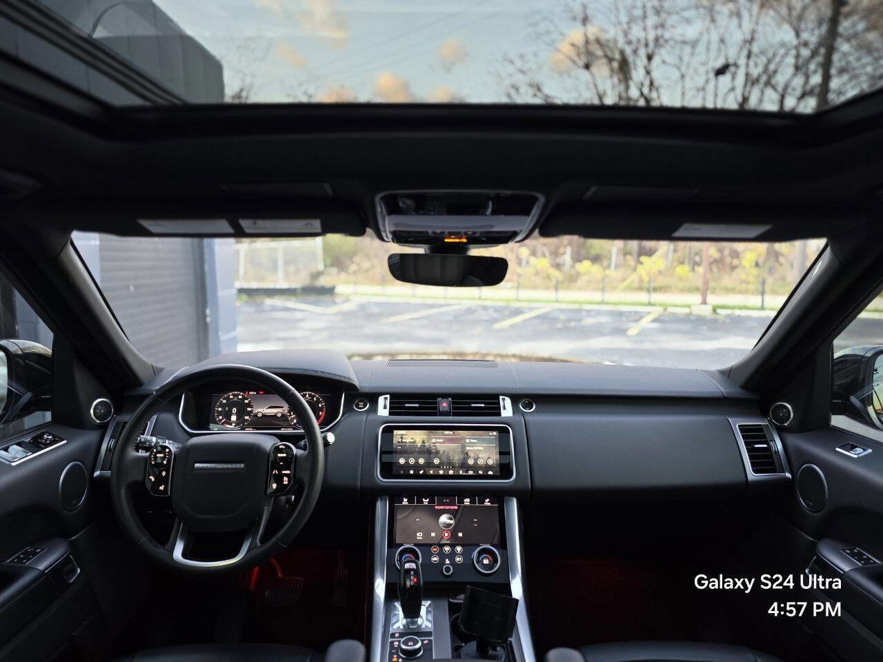 Used 2020 Land Rover Range Rover Sport HSE image 10