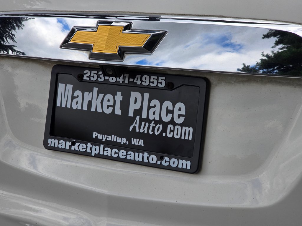 Used 2015 Chevrolet Traverse LTZ AWD/4WD image 19