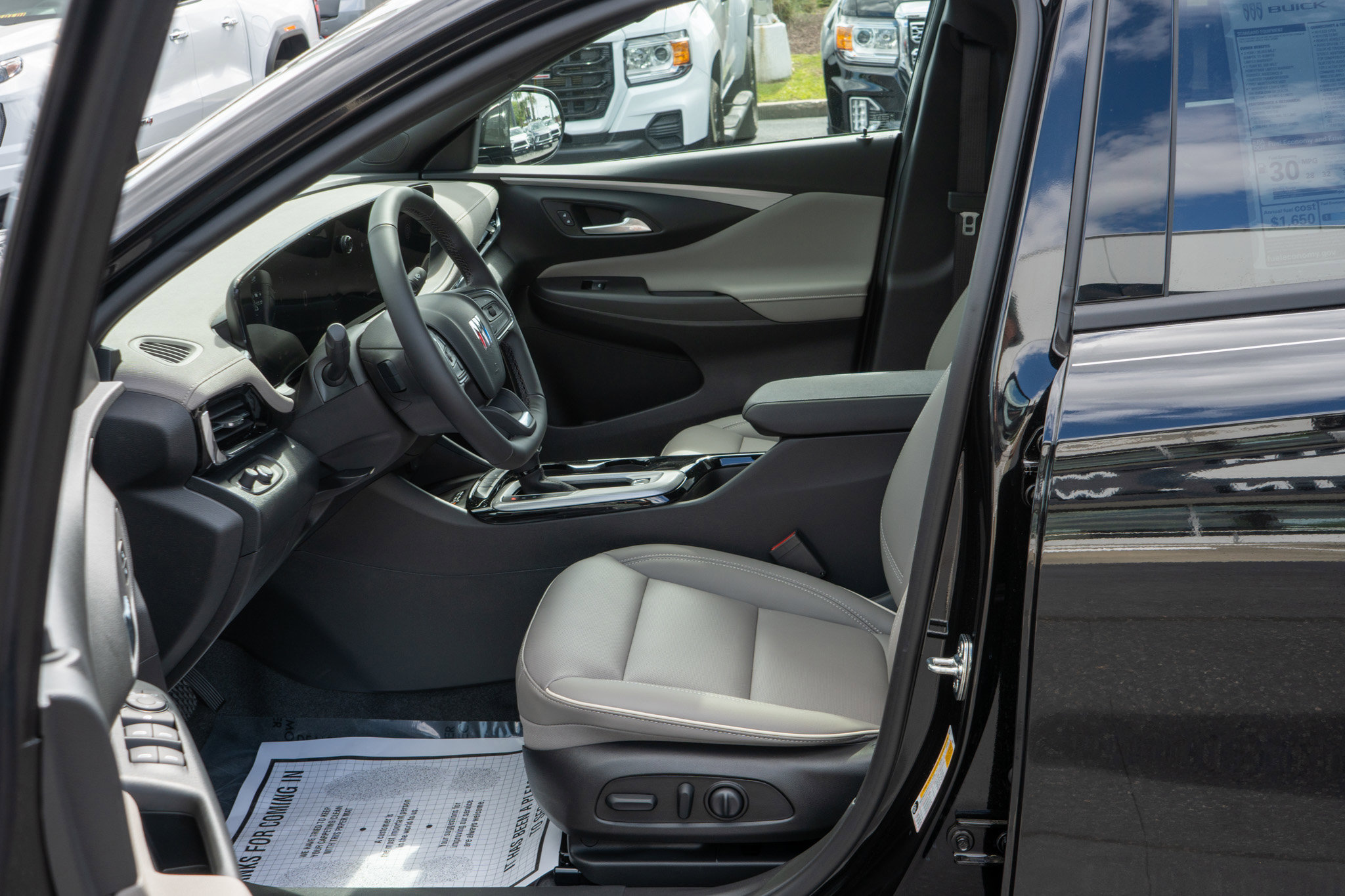 New 2026 Buick Envista Avenir FWD image 19