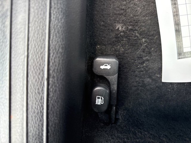 Used 2023 Kia Forte LXS image 18