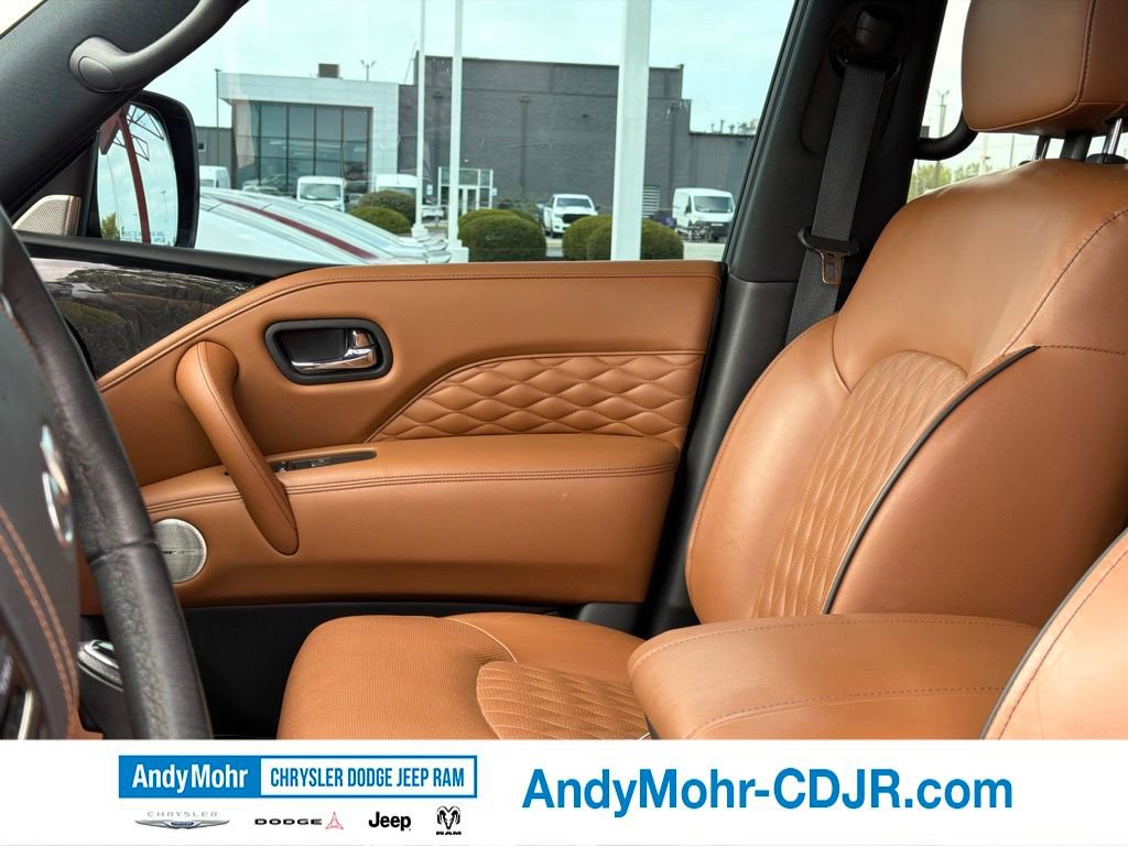 Used 2023 INFINITI QX80 Sensory w/ All-Season Package AWD/4WD image 4