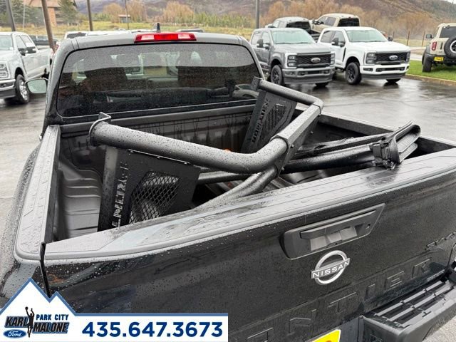 Used 2023 Nissan Frontier SV w/ Midnight Edition Package image 11