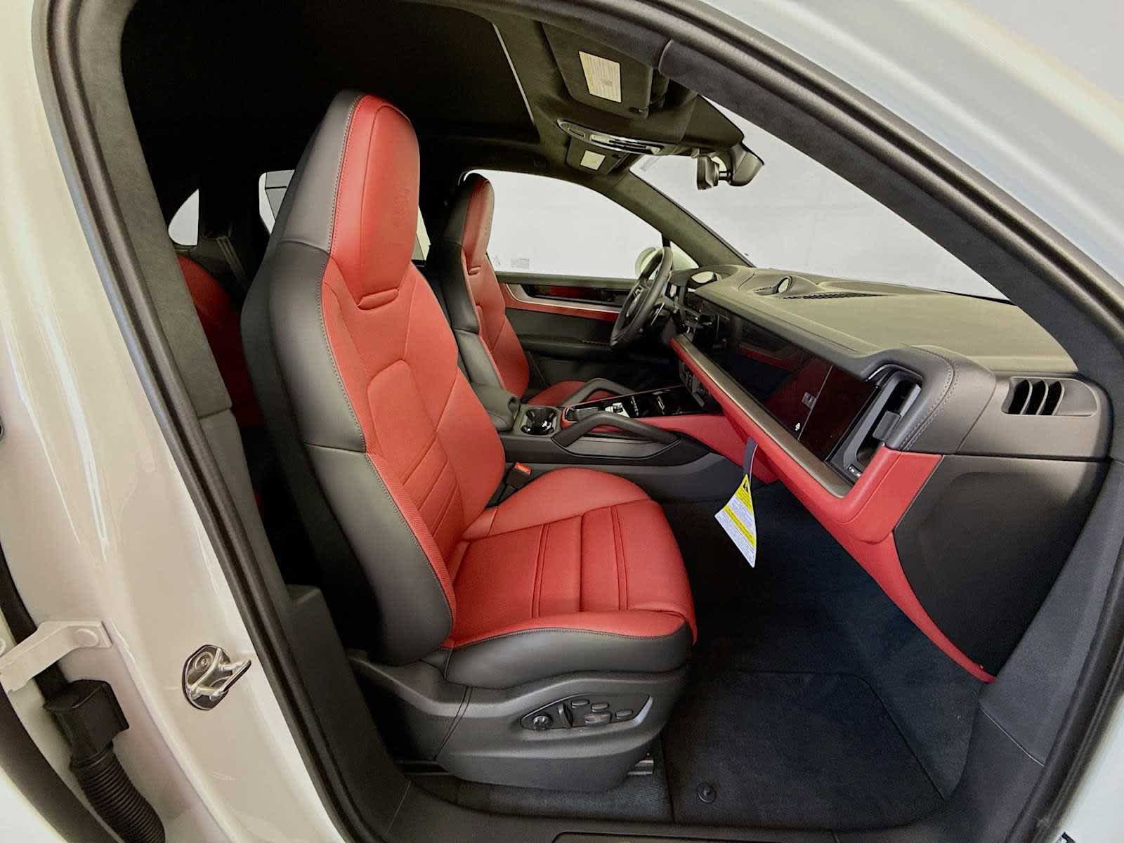 New 2025 Porsche Cayenne Turbo image 21