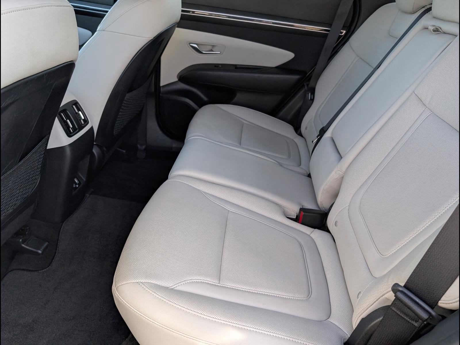 Used 2023 Hyundai Tucson SEL w/ Convenience Package image 12