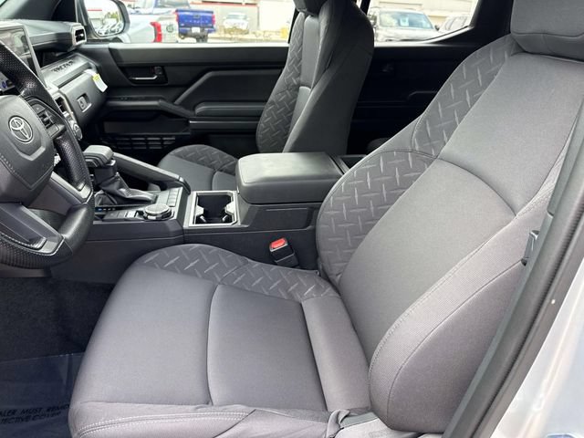 Used 2026 Toyota Tacoma SR5 AWD/4WD image 18