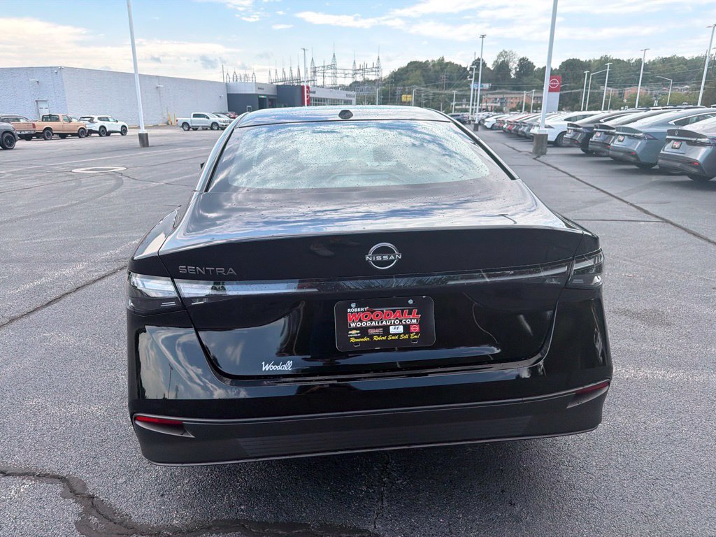 New 2027 Nissan Sentra SV w/ SV Convenience Package FWD image 7