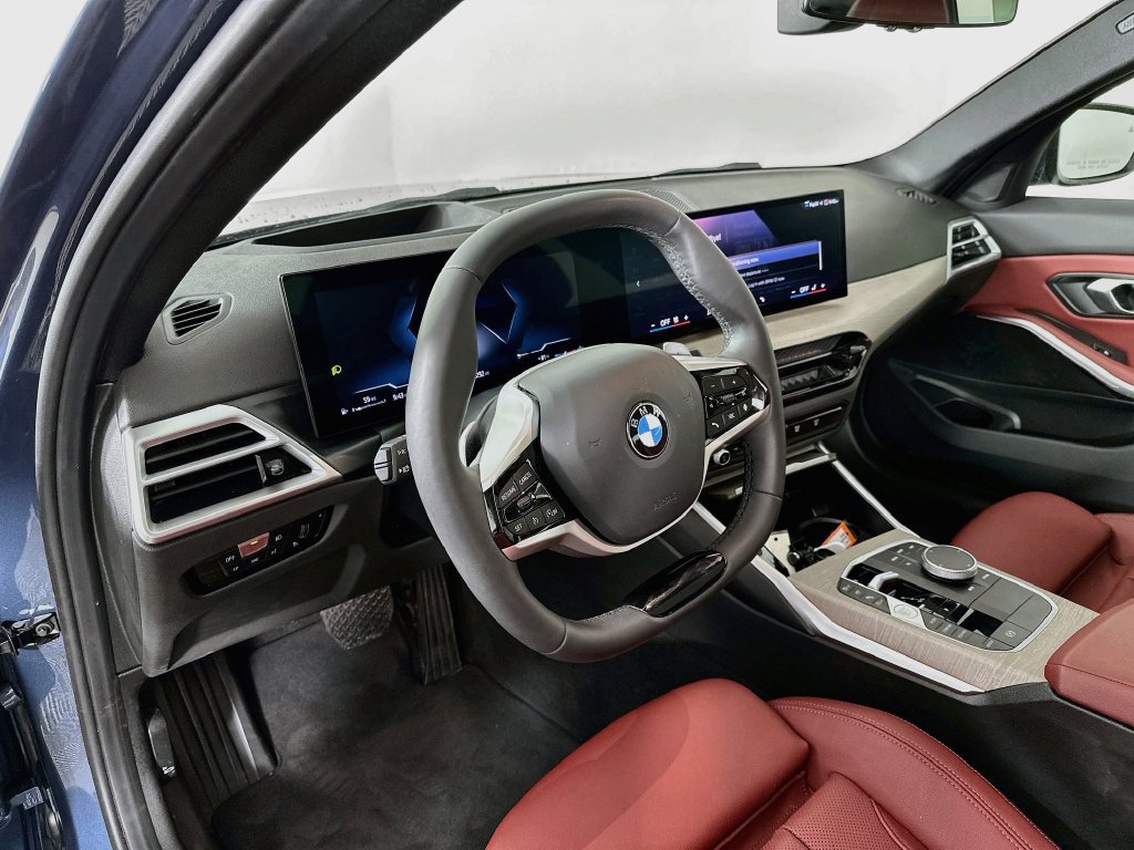 Used 2025 BMW 330i xDrive Sedan w/ Premium Package AWD/4WD image 14
