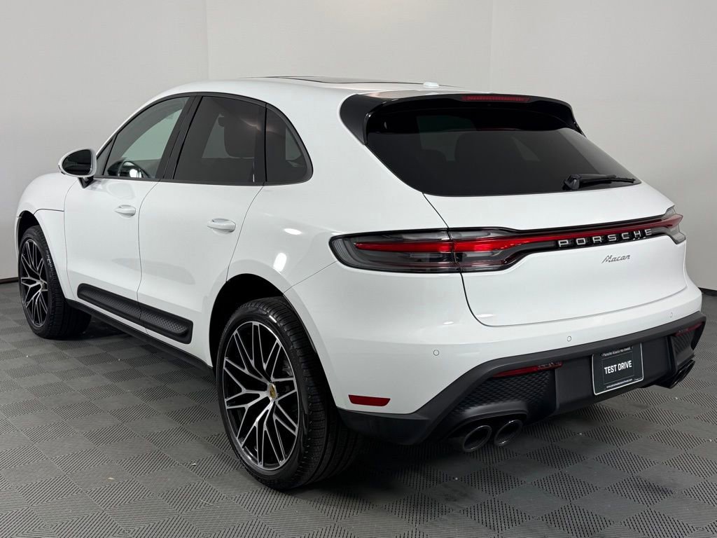 Certified 2026 Porsche Macan Turbo image 3