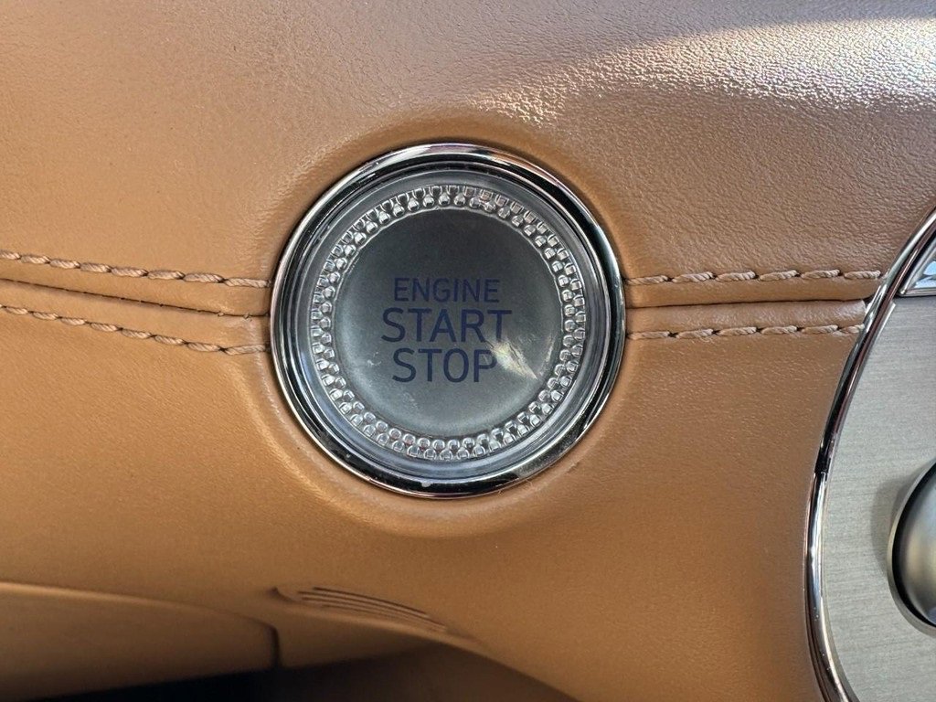 Certified 2023 Genesis G90 3.5T image 22