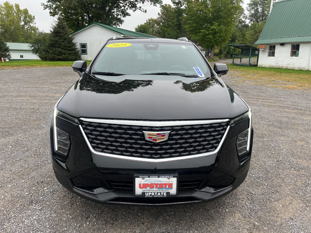 Used 2025 Cadillac XT4 Premium Luxury AWD/4WD image 3