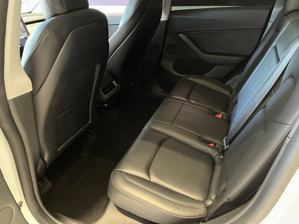Used 2021 Tesla Model Y Performance AWD/4WD image 17