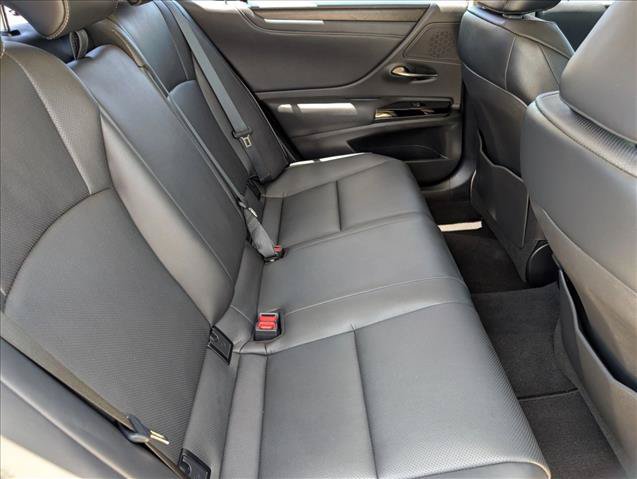 Used 2024 Lexus ES 300h w/ Premium Package FWD image 20