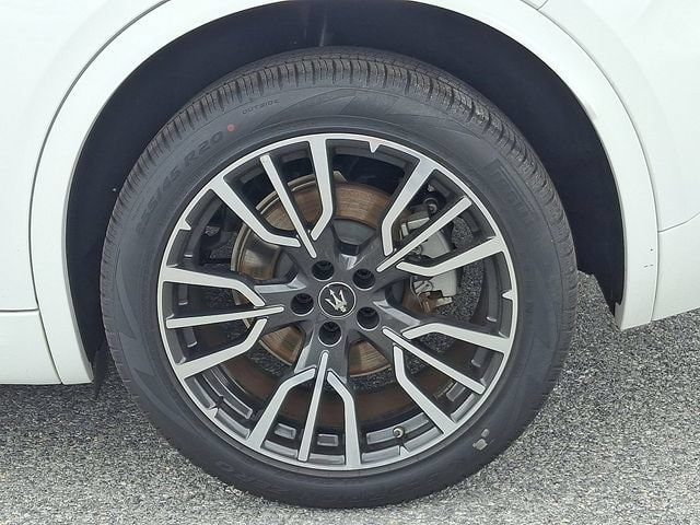 Certified 2025 Maserati Grecale GT AWD/4WD image 20