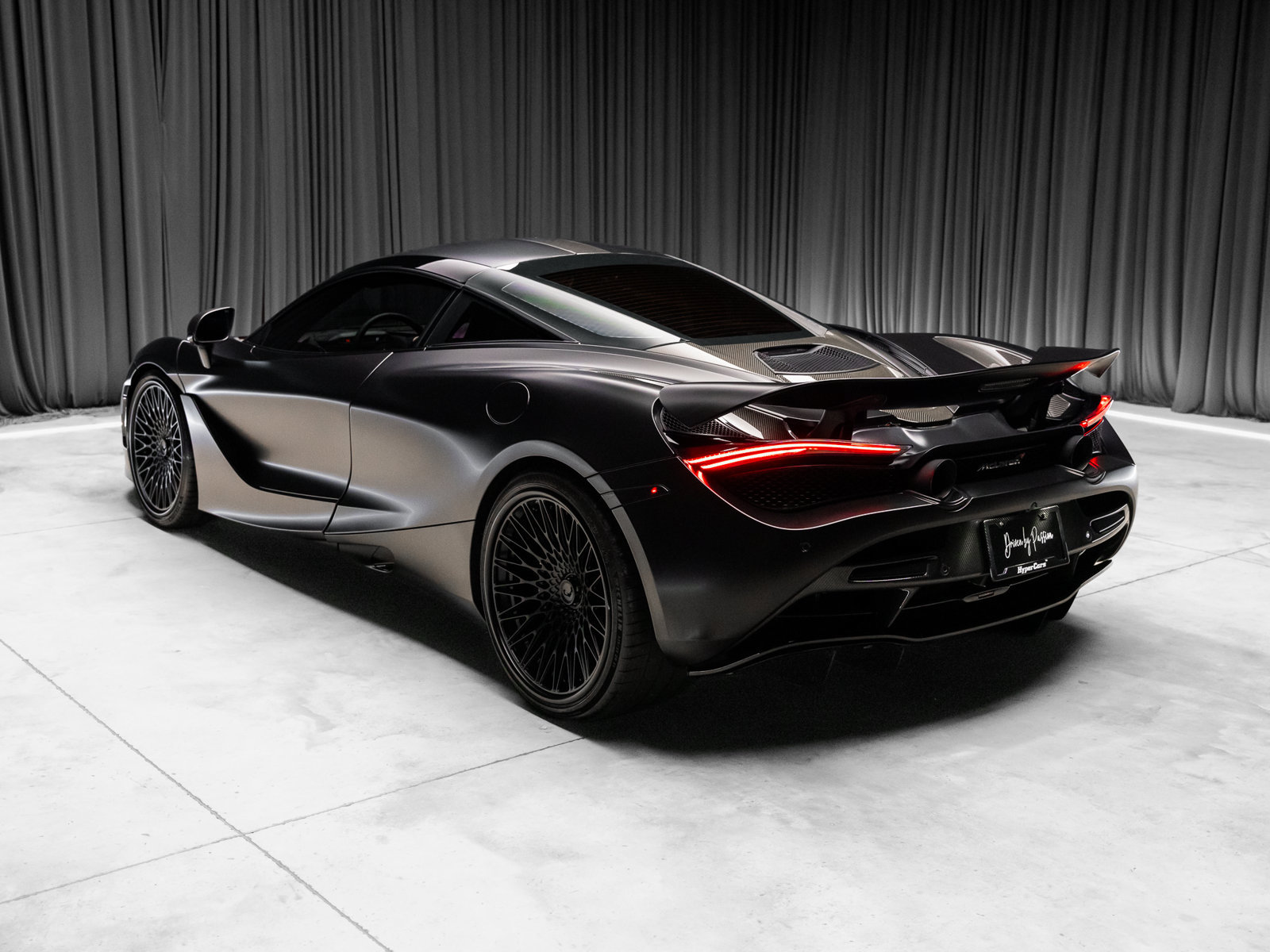 Used 2018 McLaren 720S RWD image 43
