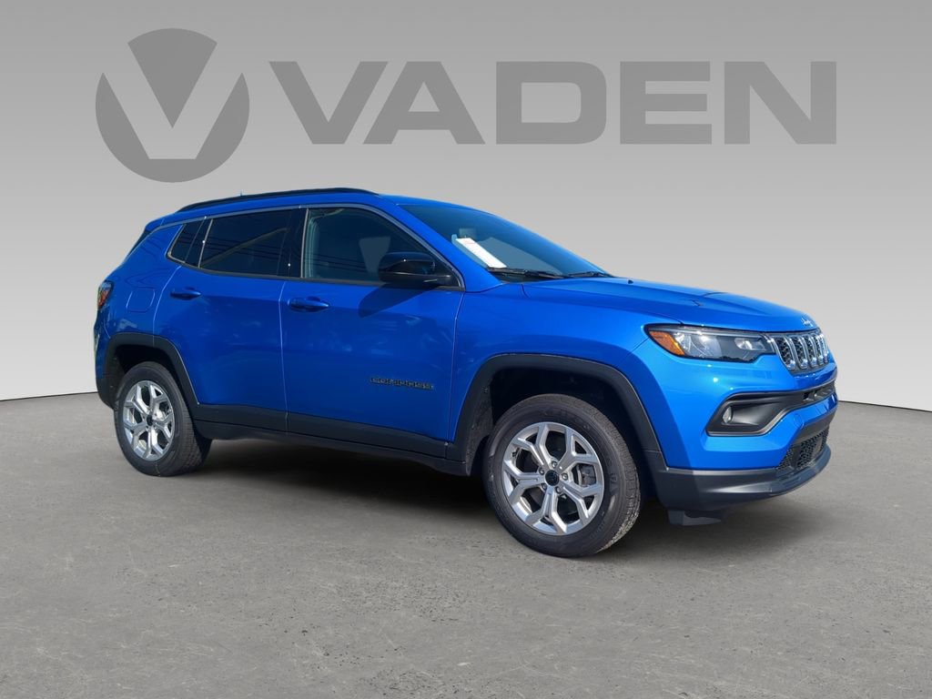 New 2025 Jeep Compass Latitude w/ Convenience Group
