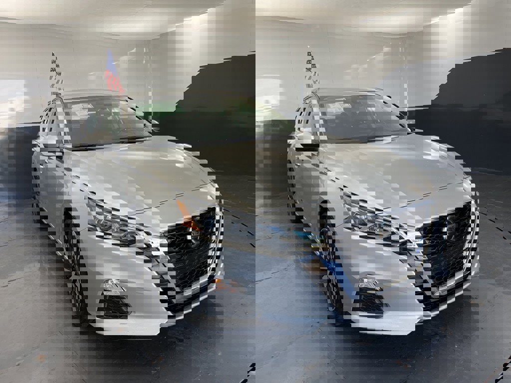 Used 2022 Nissan Altima 2.5 SV