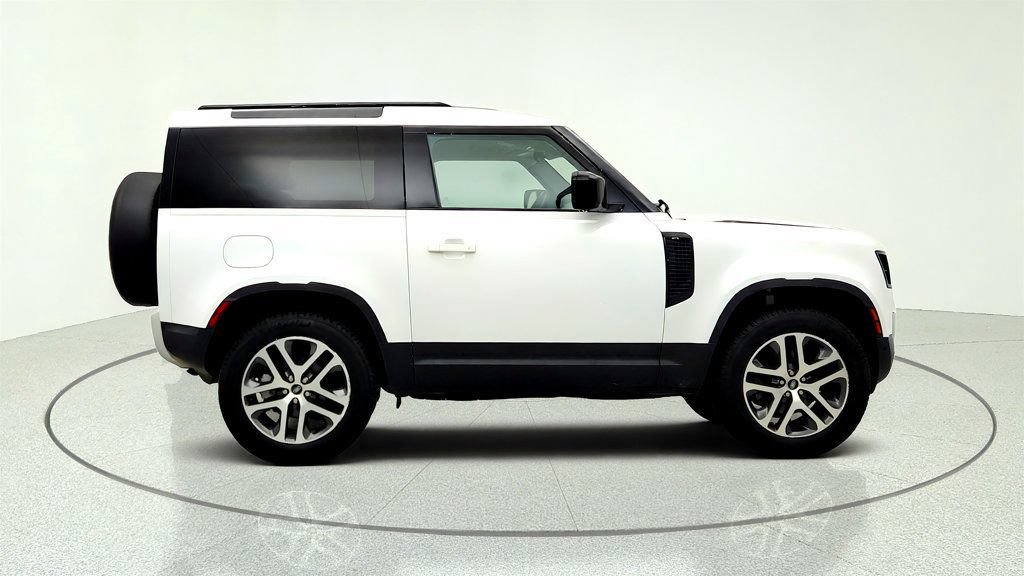 Used 2021 Land Rover Defender 90 S AWD/4WD image 4