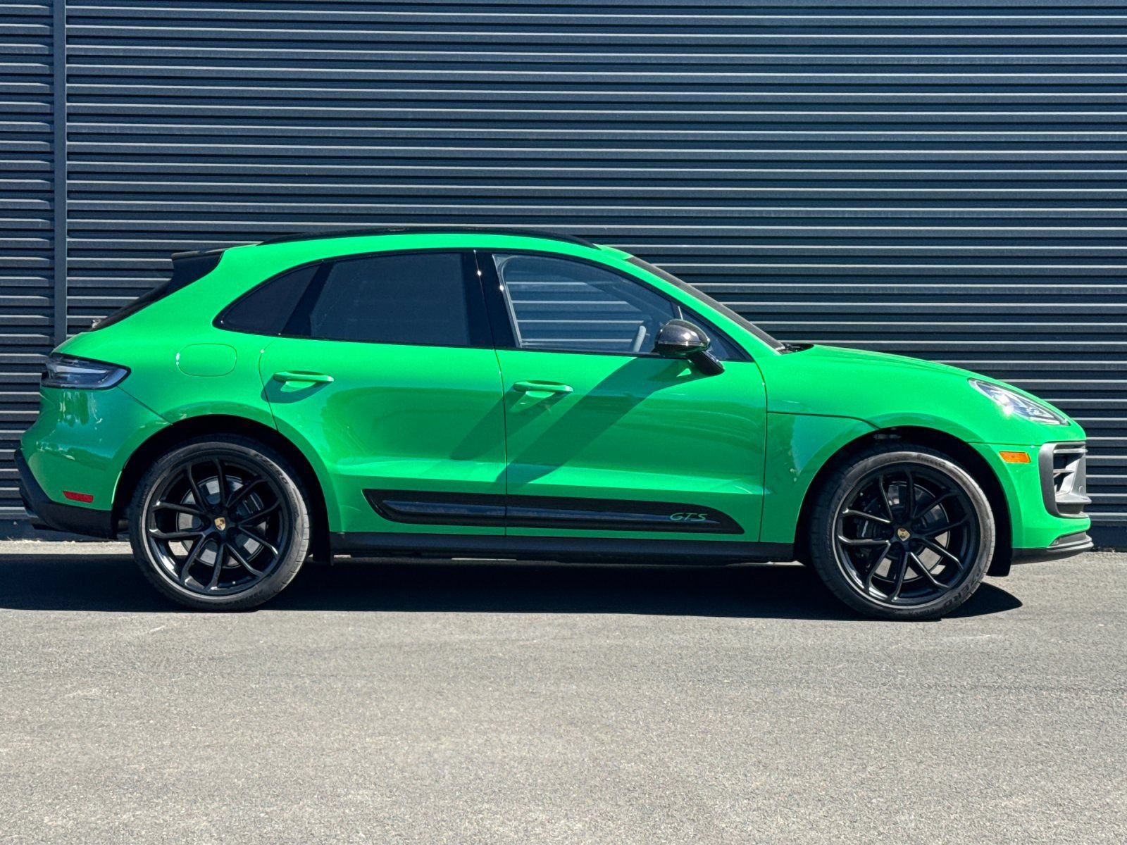 Certified 2026 Porsche Macan GTS AWD/4WD image 10