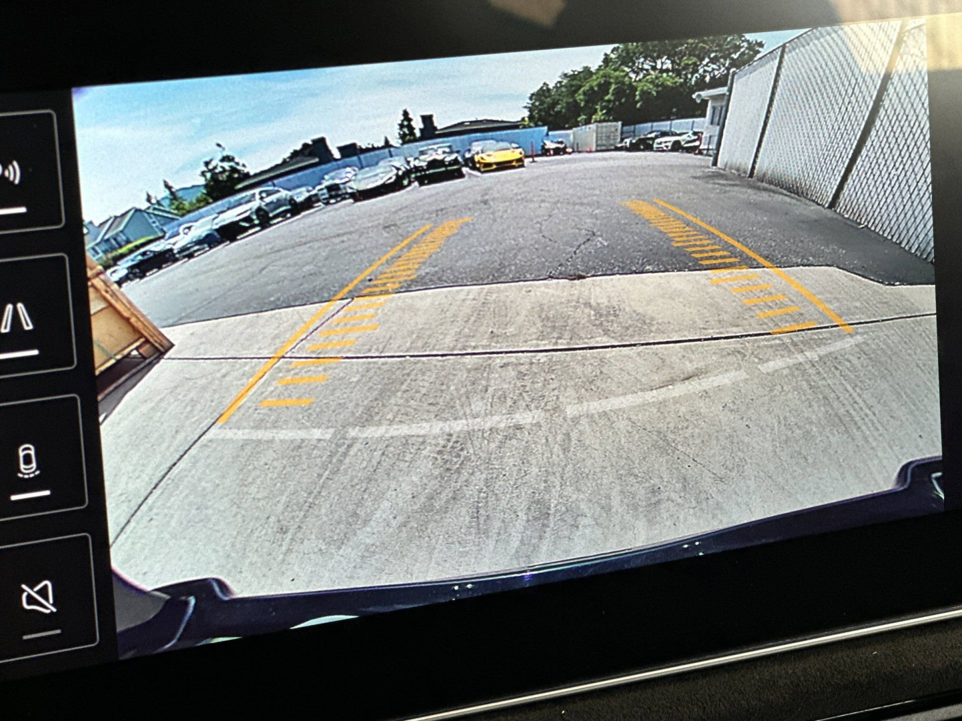 Used 2025 Lotus Emira RWD image 20