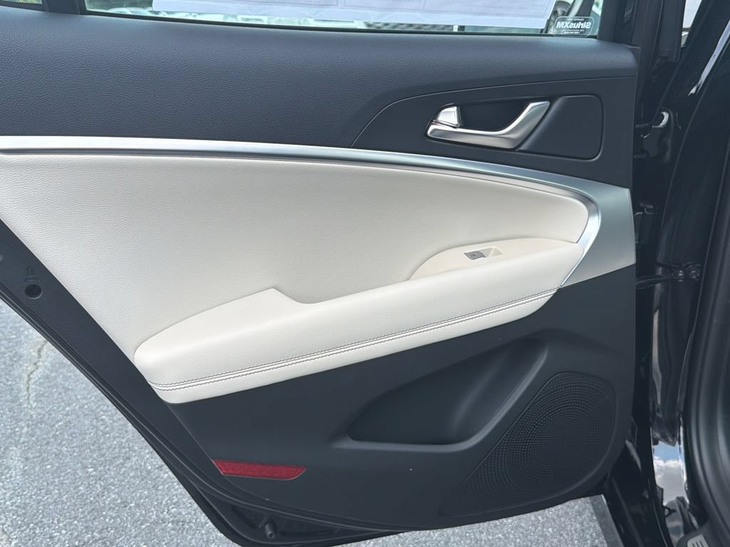 New 2026 Genesis G70 2.5T RWD image 23