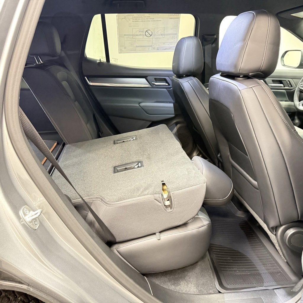 New 2026 GMC Terrain AT4 w/ LPO, Floor Liner Package image 18