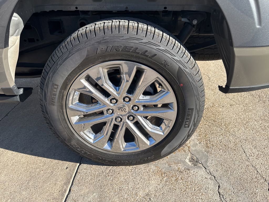 Used 2025 Ford F150 King Ranch w/ FX4 Off-Road Package image 4