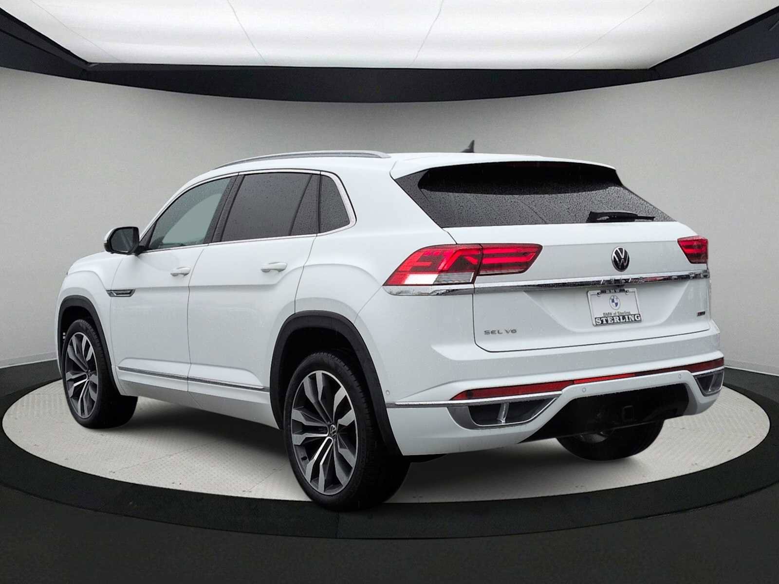 Used 2021 Volkswagen Atlas Cross Sport SEL Premium R-Line image 6