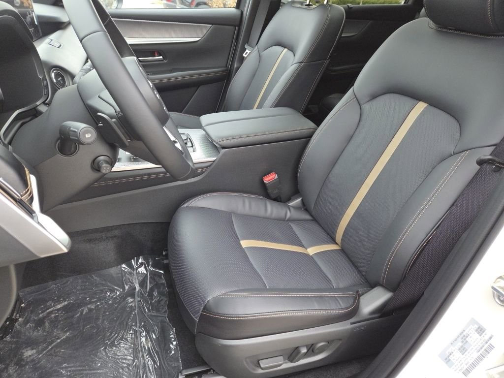 New 2026 MAZDA CX-90 Plug-In Hybrid w/ Premium Plus image 18